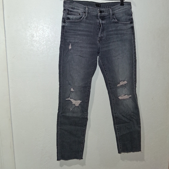 MOTHER Ankle Cropped Distressed Black Jeans - Picture 7 of 10